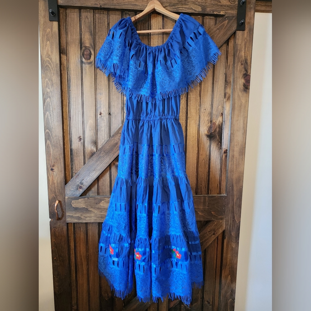 Elegant Blue Lace Dress